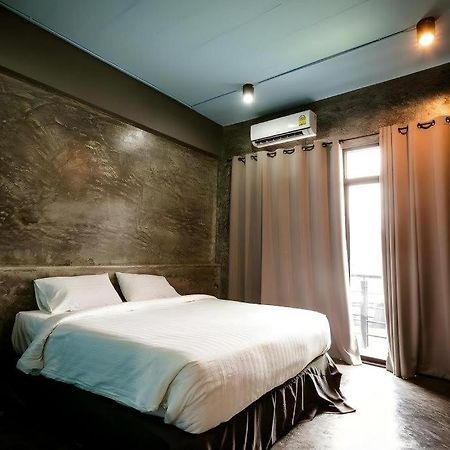 Pornsiri Hotel Sisaket Luaran gambar