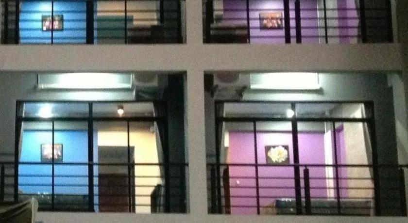 Pornsiri Hotel Sisaket Luaran gambar